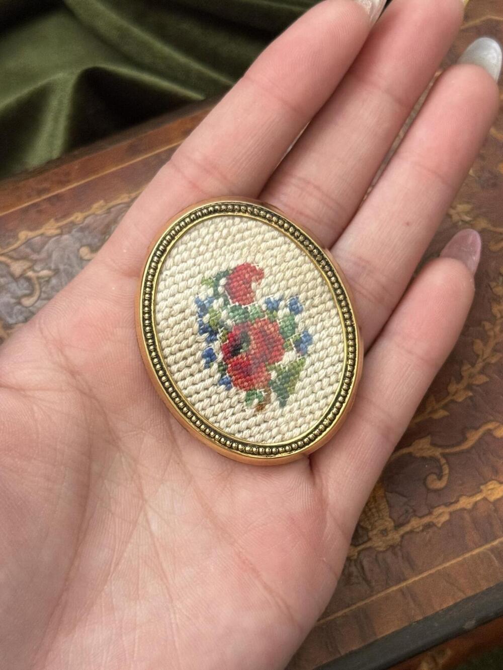 Vintage Needlepoint embroidered Flower Brooch